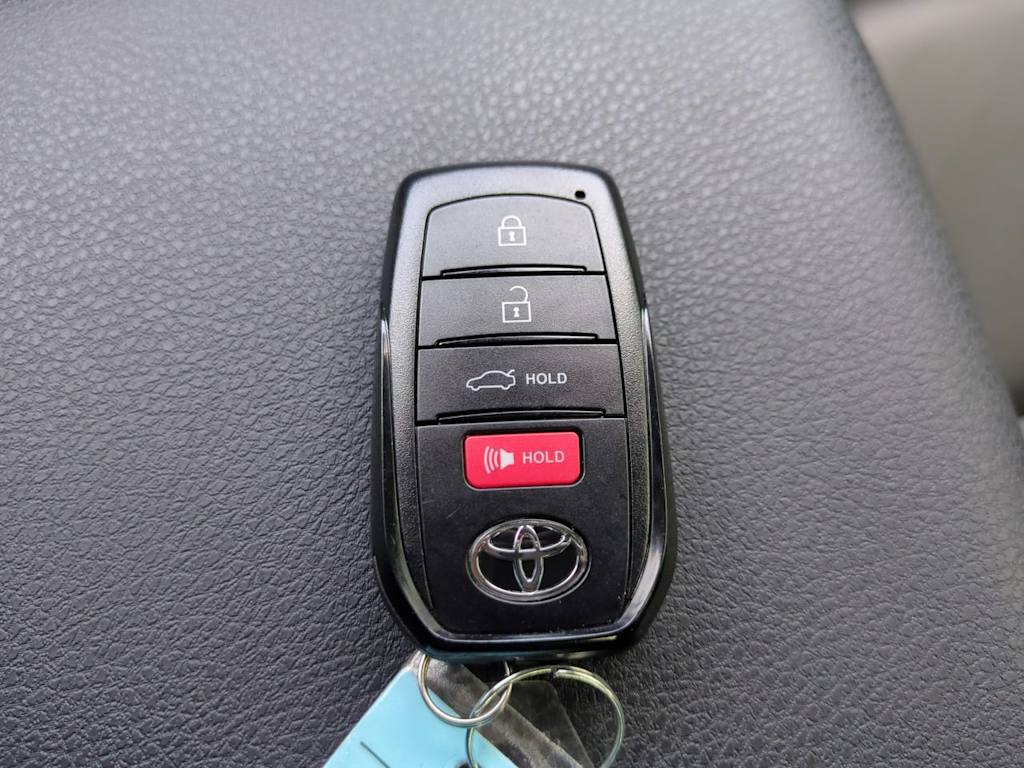 Thumbnail: 2025 Toyota Camry - 15