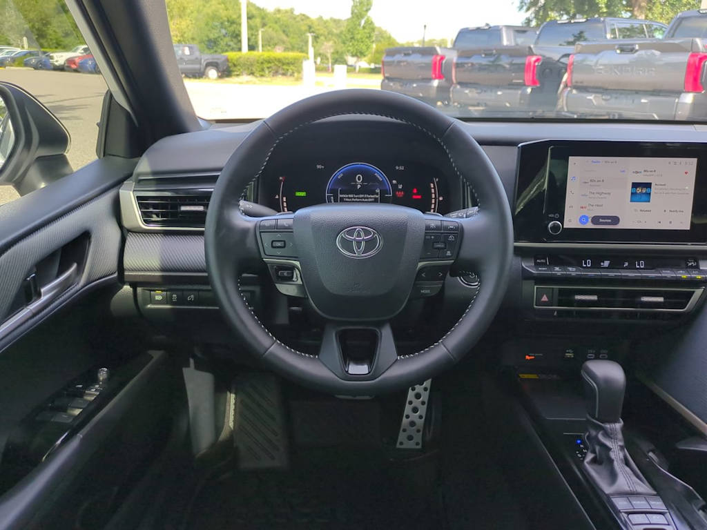 Thumbnail: 2025 Toyota Camry - 9
