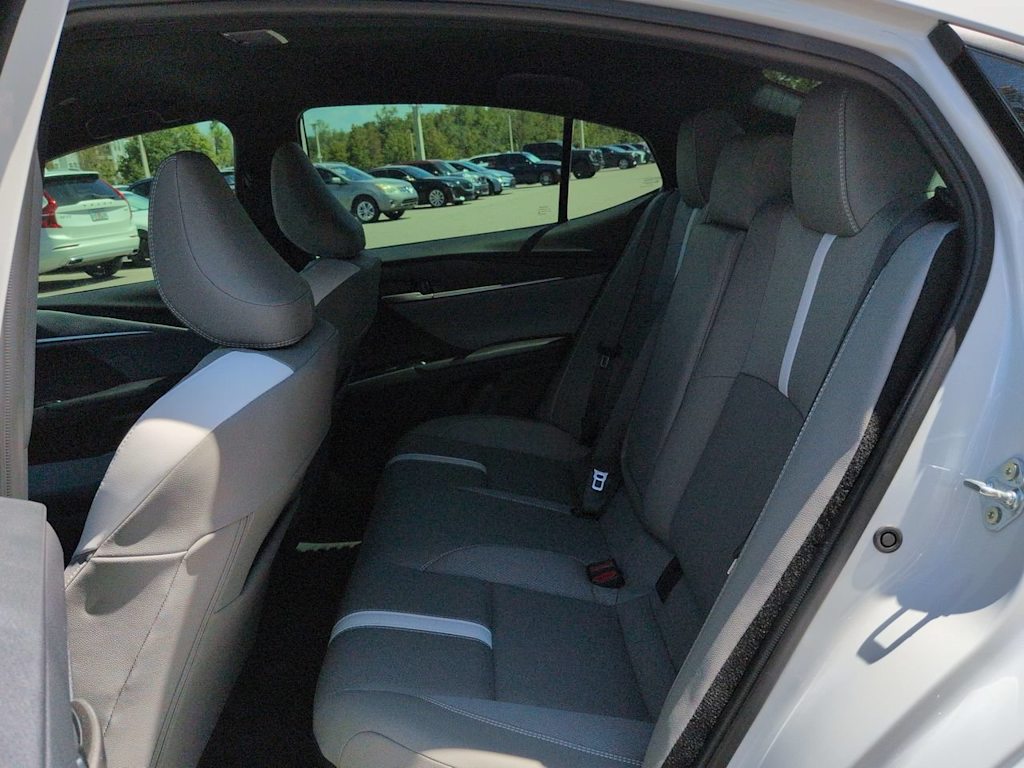 Thumbnail: 2026 Toyota Camry - 11