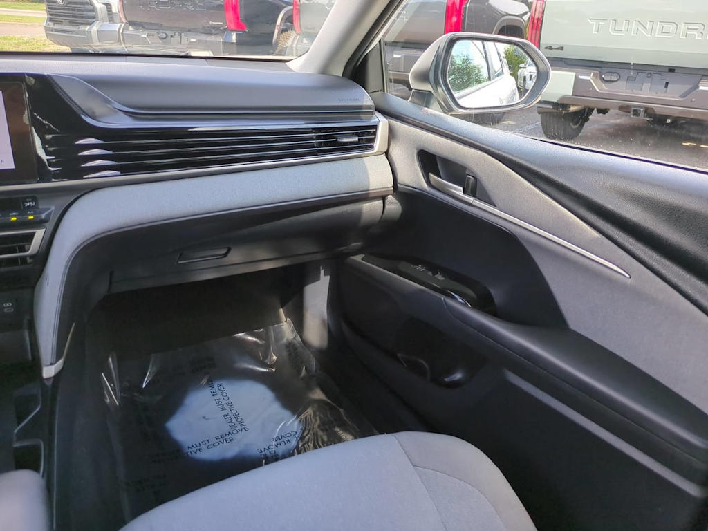 Thumbnail: 2025 Toyota Camry - 20