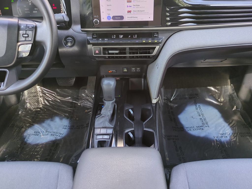 Thumbnail: 2025 Toyota Camry - 11