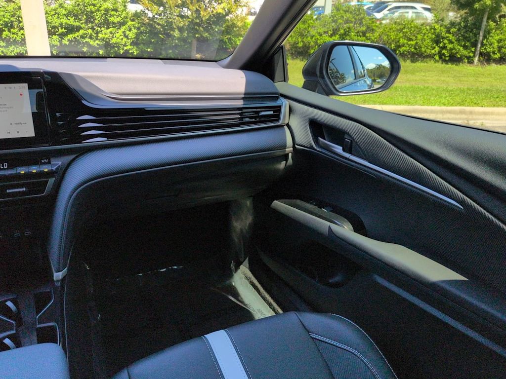 Thumbnail: 2026 Toyota Camry - 19