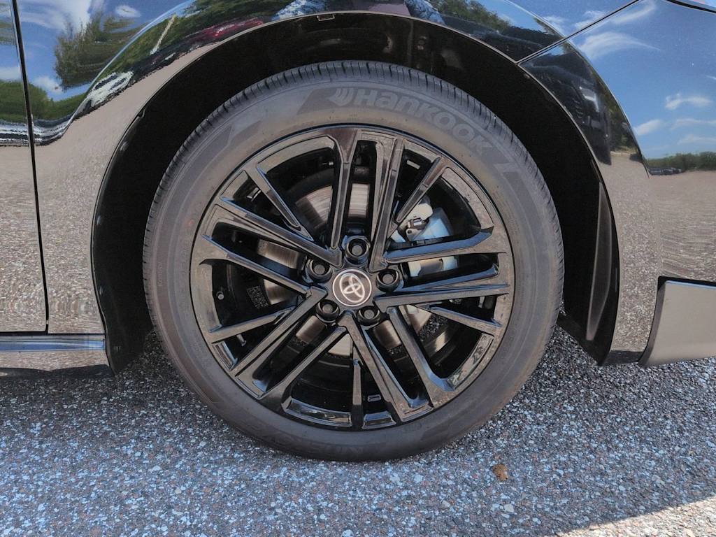 Thumbnail: 2026 Toyota Camry - 8