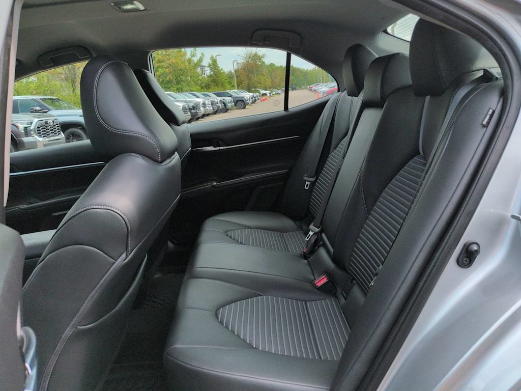 Thumbnail: 2023 Toyota Camry - 19