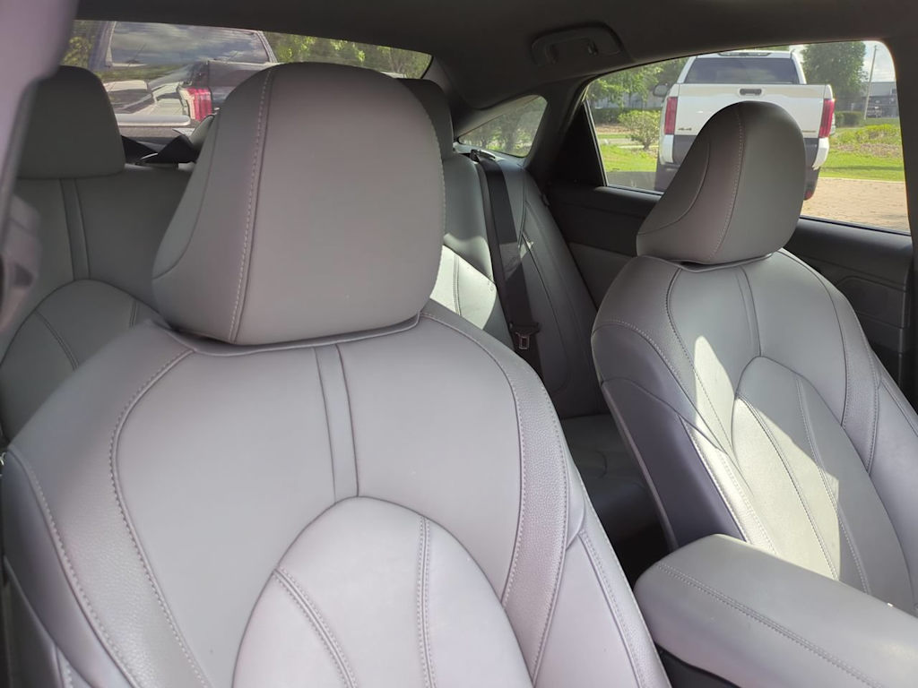 Thumbnail: 2021 Toyota Avalon - 9
