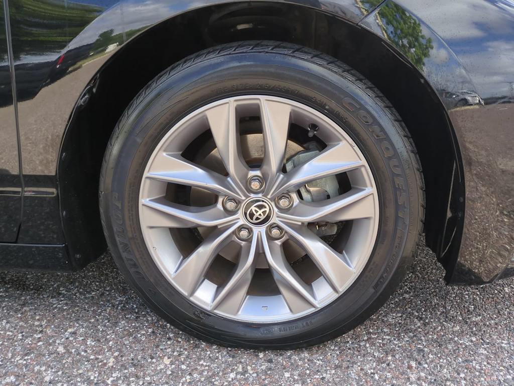 Thumbnail: 2021 Toyota Avalon - 7