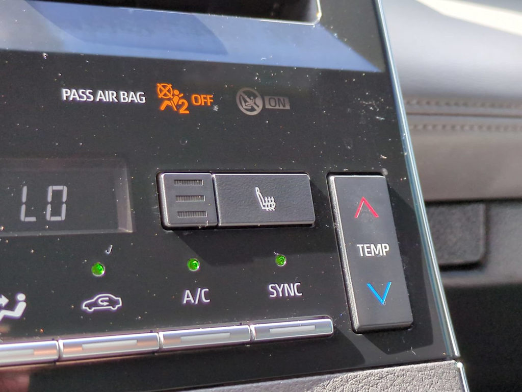 Thumbnail: 2021 Toyota Avalon - 23