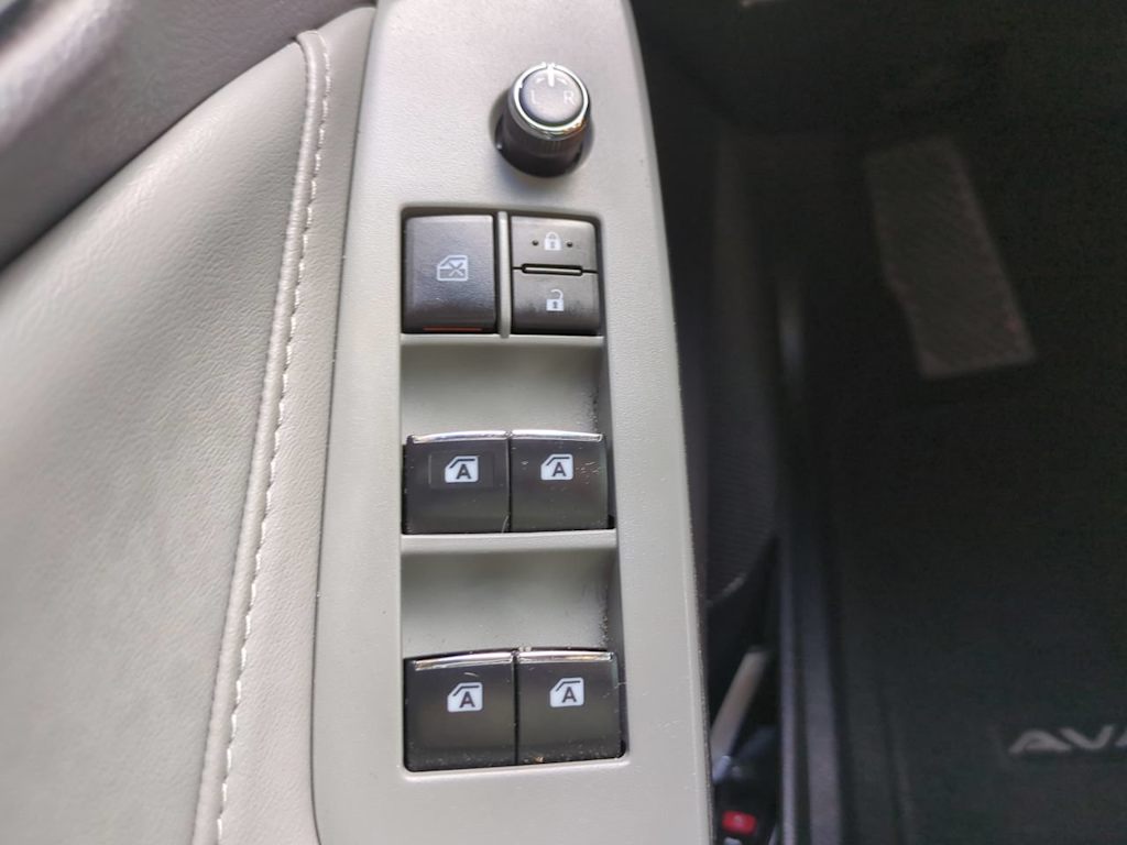 Thumbnail: 2021 Toyota Avalon - 24
