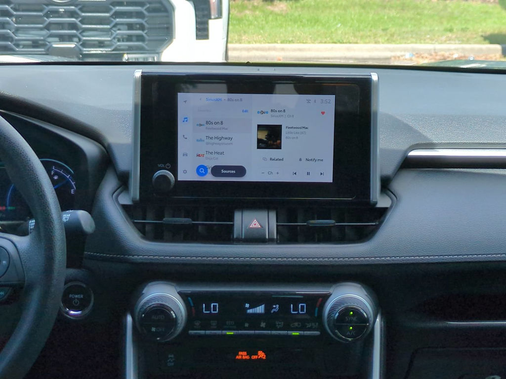 Thumbnail: 2023 Toyota RAV4 - 13