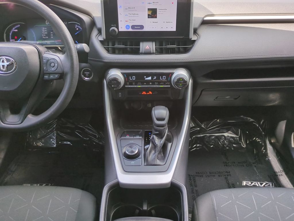 Thumbnail: 2023 Toyota RAV4 - 12