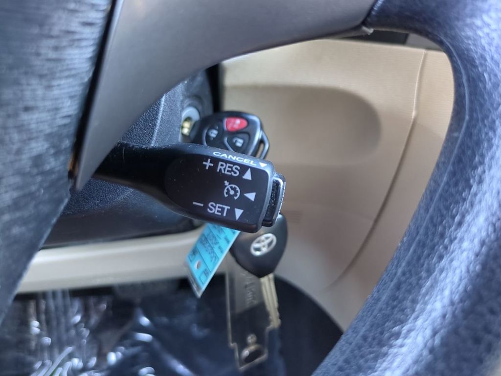 Thumbnail: 2009 Toyota Venza - 15