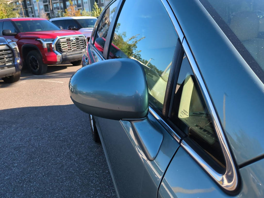 Thumbnail: 2009 Toyota Venza - 18