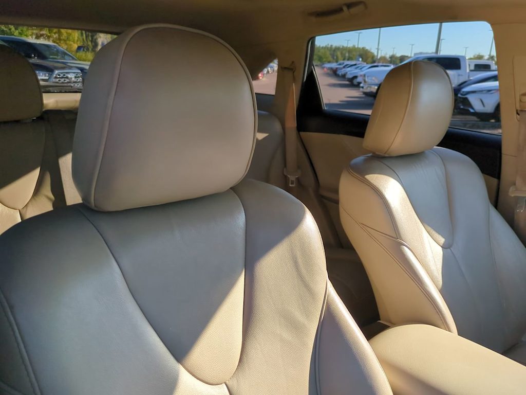 Thumbnail: 2009 Toyota Venza - 10