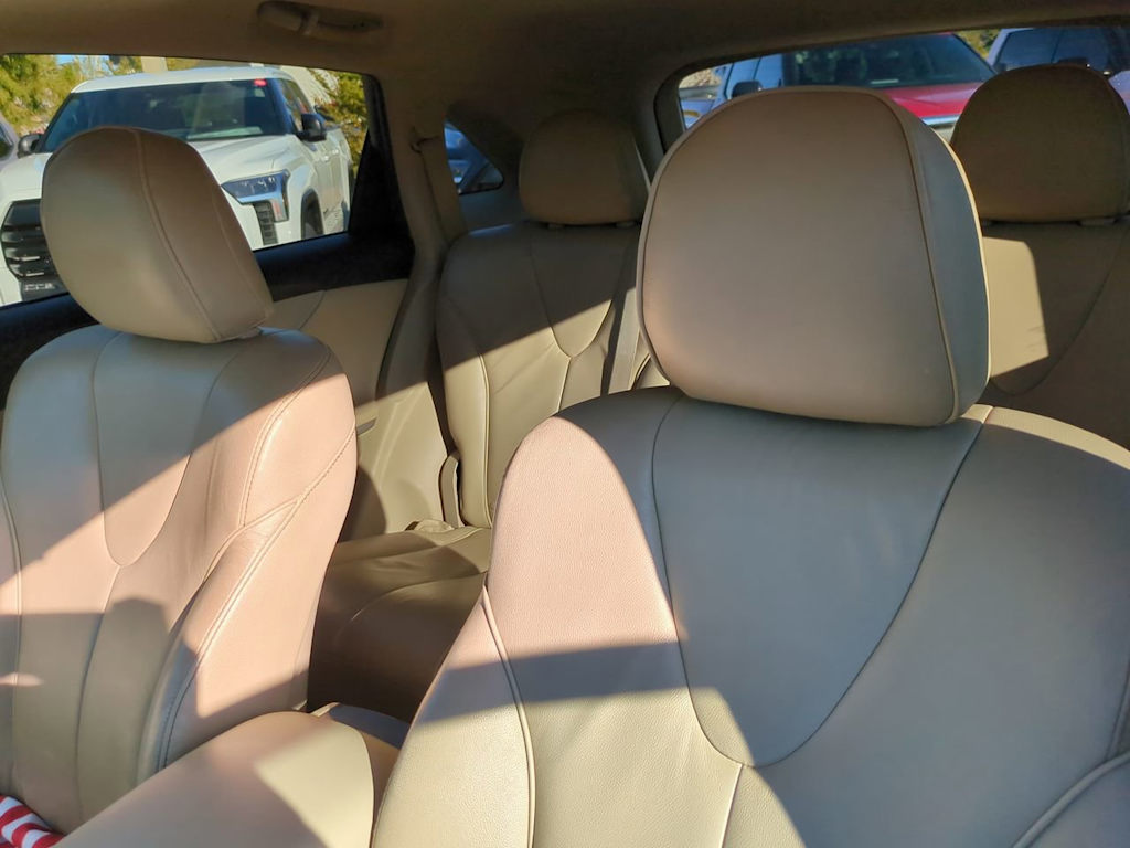 Thumbnail: 2009 Toyota Venza - 11