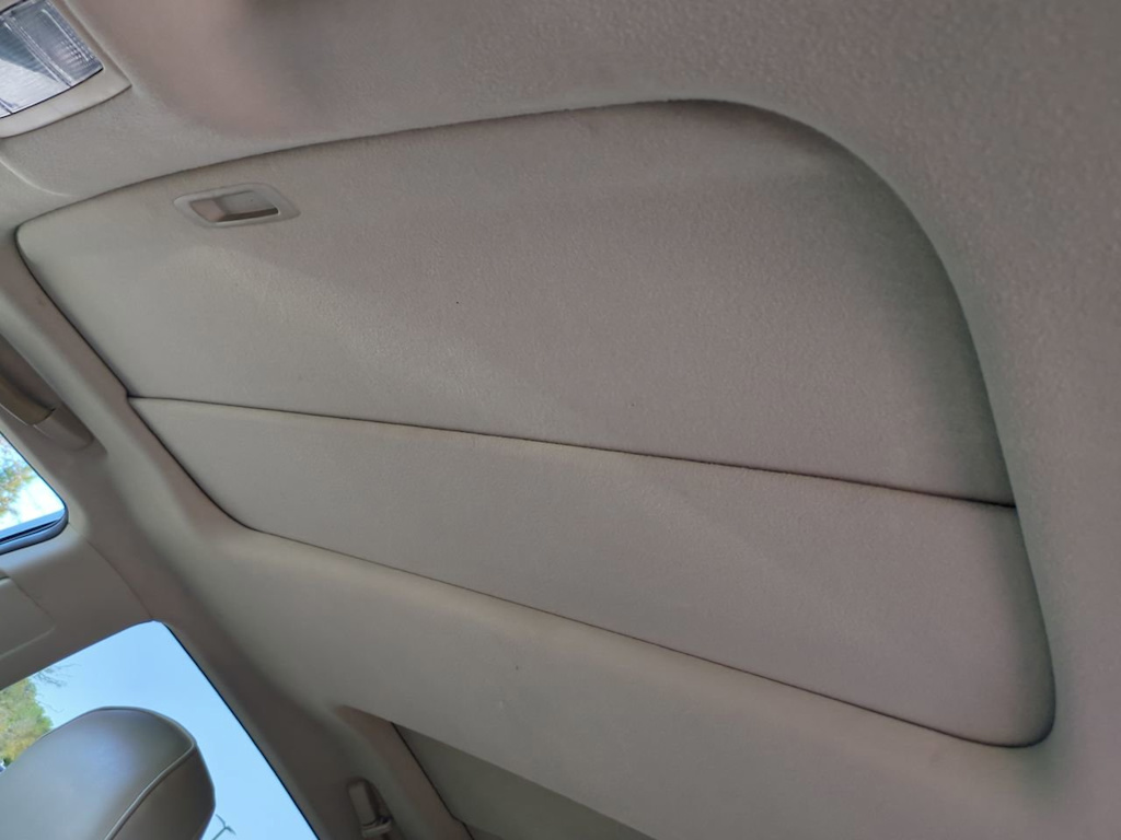 Thumbnail: 2009 Toyota Venza - 21