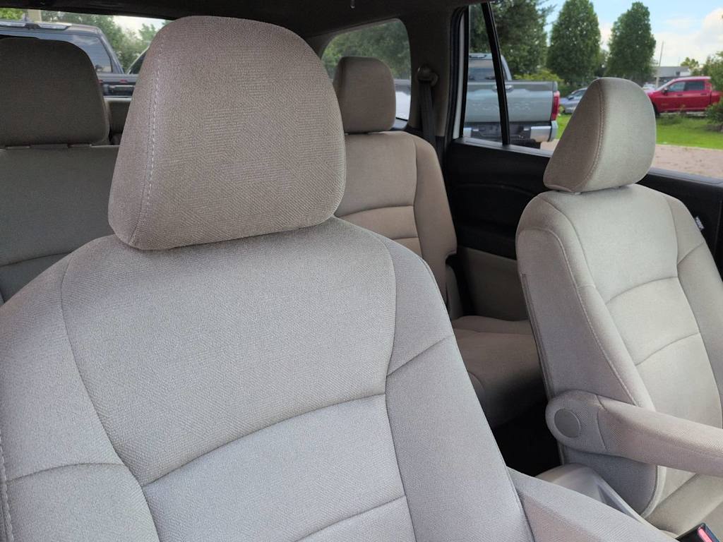 Thumbnail: 2020 Honda Pilot - 9