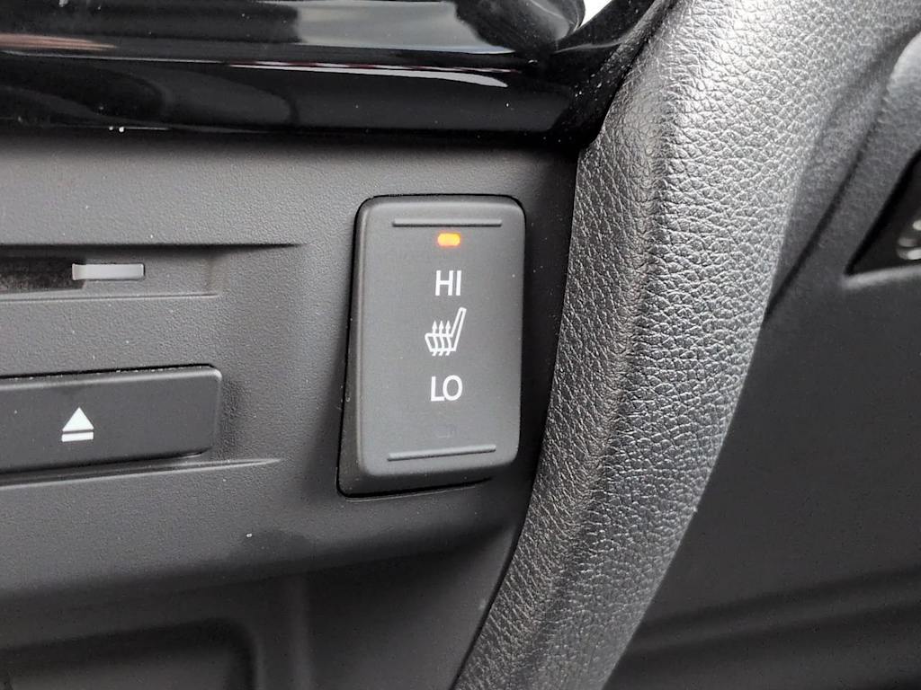 Thumbnail: 2017 Honda Pilot - 26
