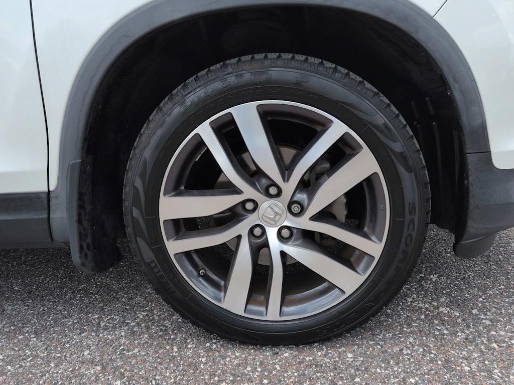 Thumbnail: 2017 Honda Pilot - 7