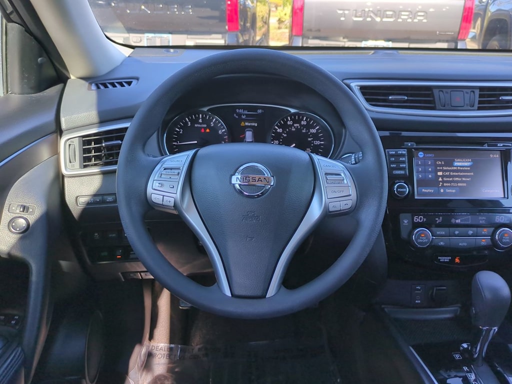 Thumbnail: 2015 Nissan Rogue - 8