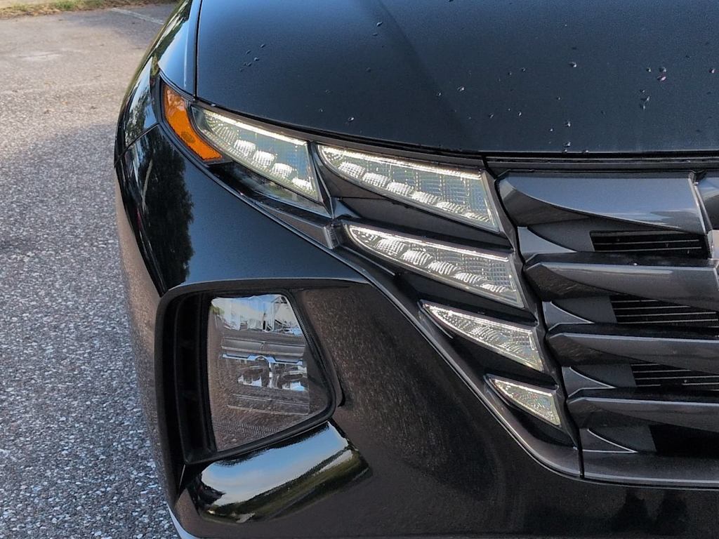 Thumbnail: 2022 Hyundai Tucson - 18