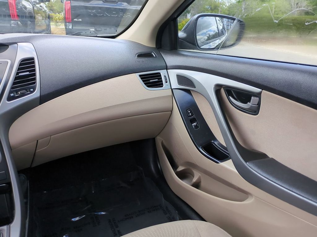 Thumbnail: 2016 Hyundai Elantra - 20