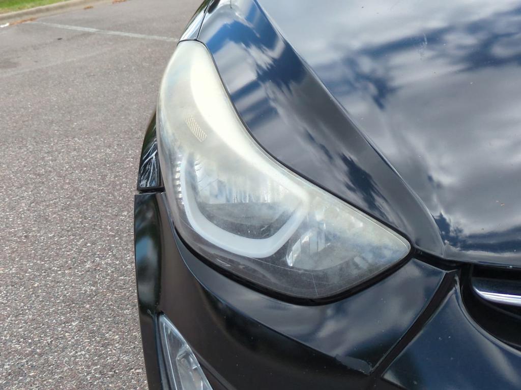 Thumbnail: 2016 Hyundai Elantra - 17