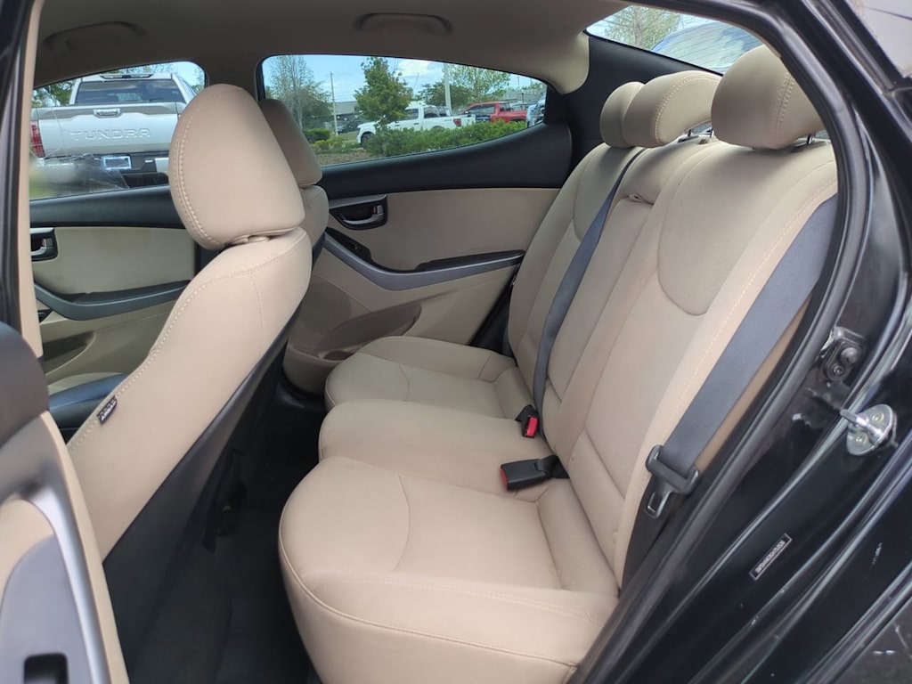 Thumbnail: 2016 Hyundai Elantra - 19