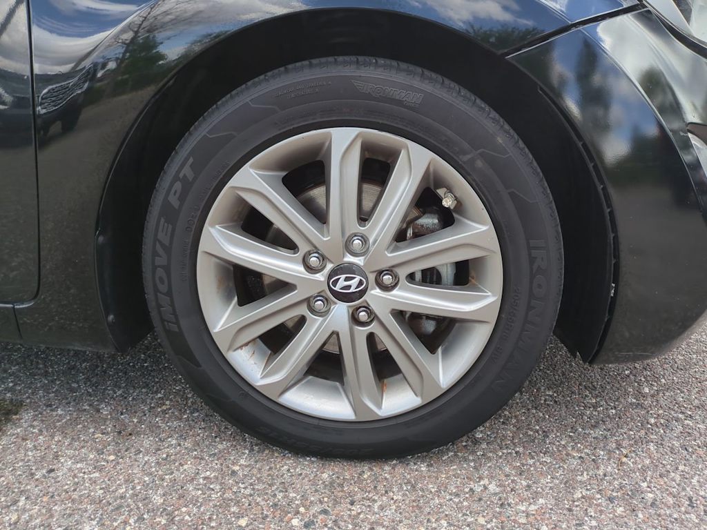 Thumbnail: 2016 Hyundai Elantra - 7