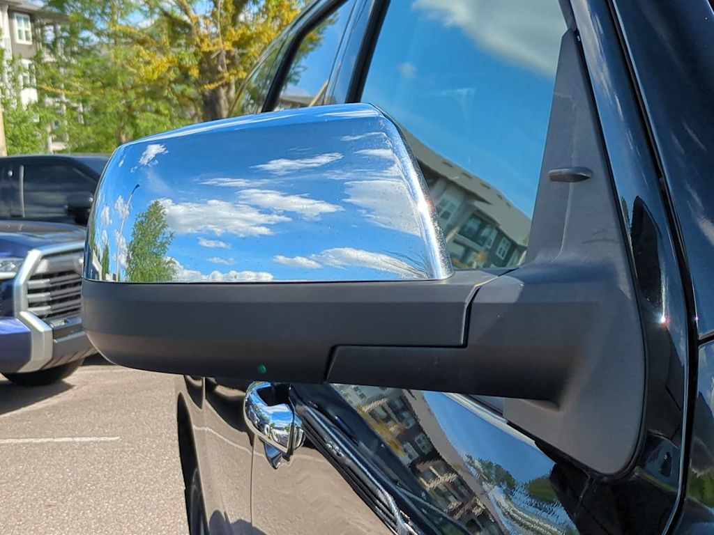 Thumbnail: 2018 Toyota Sequoia - 19