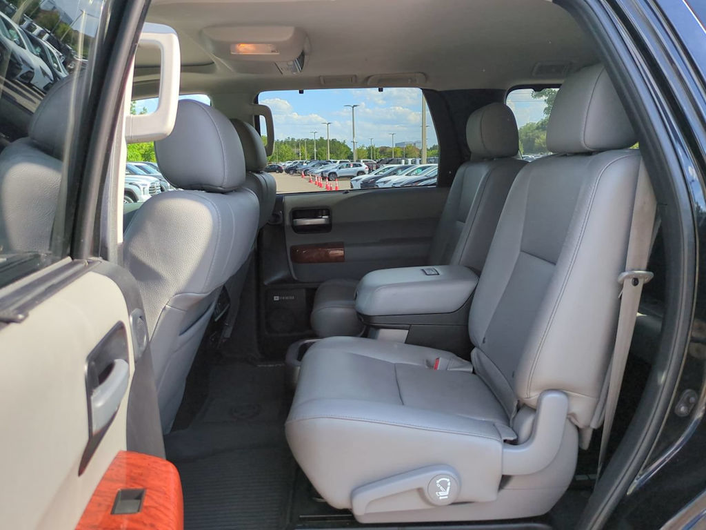 Thumbnail: 2018 Toyota Sequoia - 20