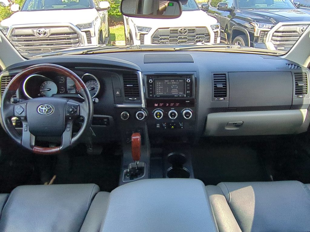 Thumbnail: 2018 Toyota Sequoia - 2