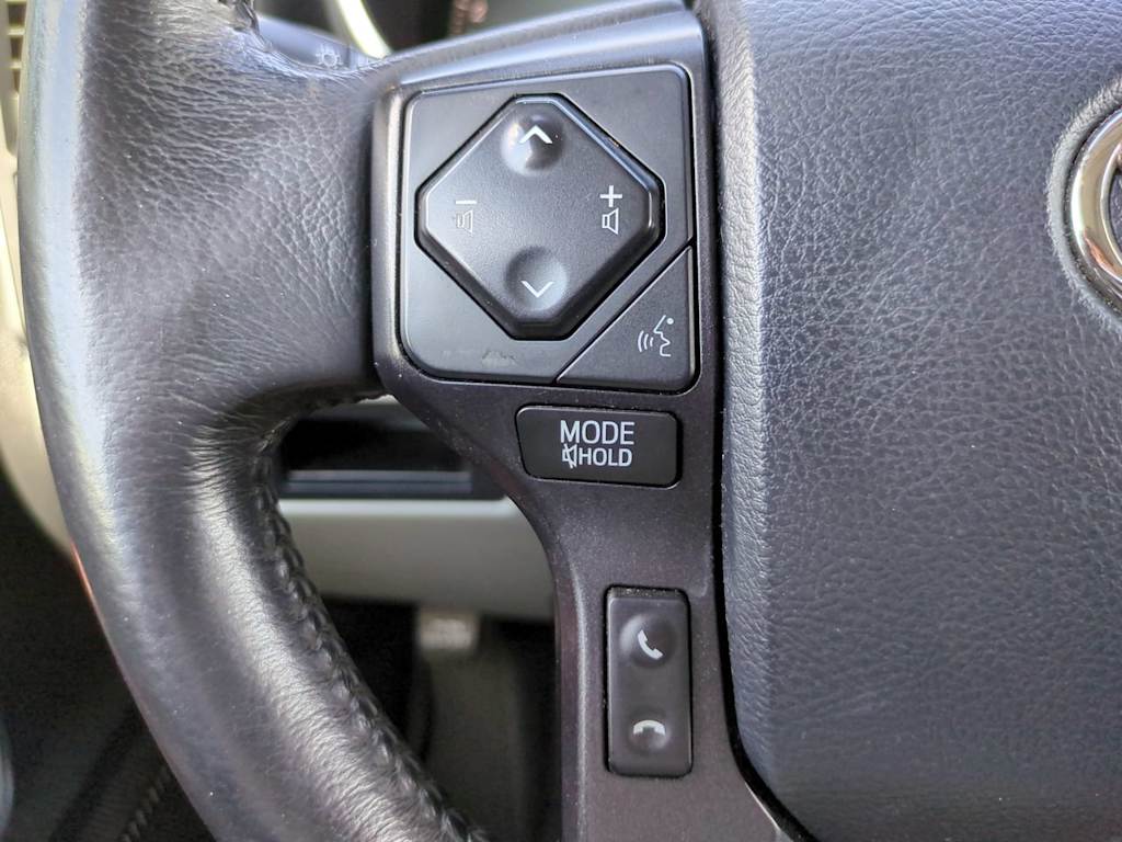 Thumbnail: 2018 Toyota Sequoia - 28
