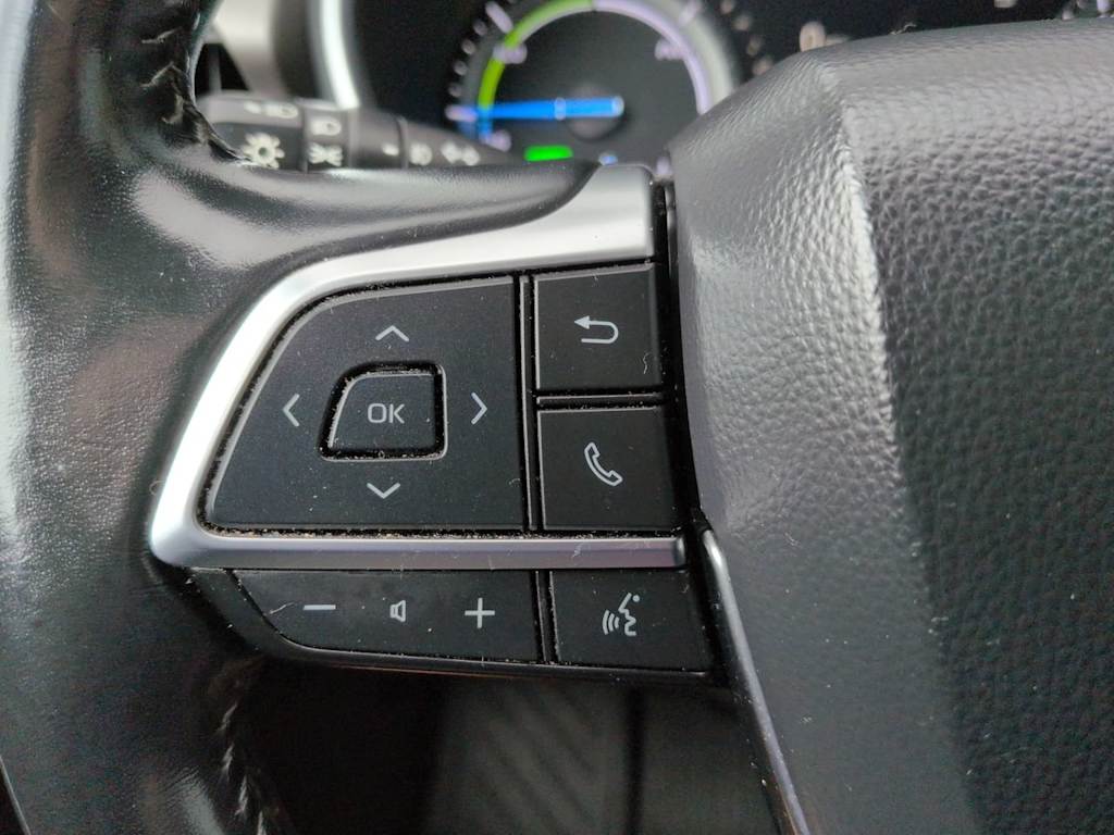 Thumbnail: 2021 Toyota Highlander - 27