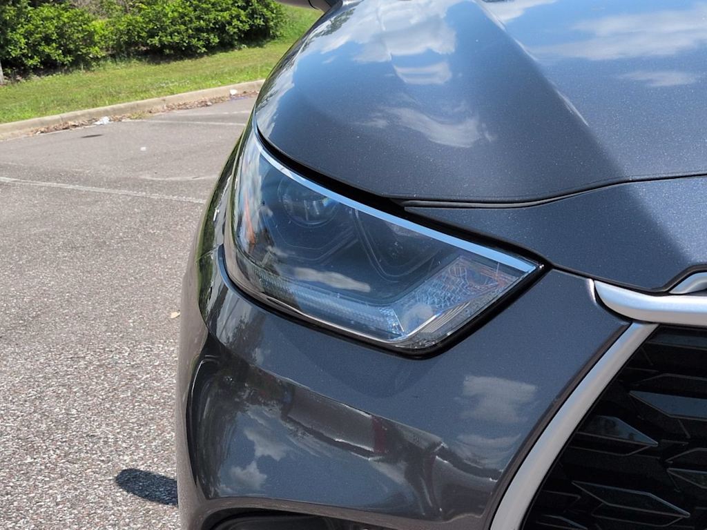 Thumbnail: 2021 Toyota Highlander - 18