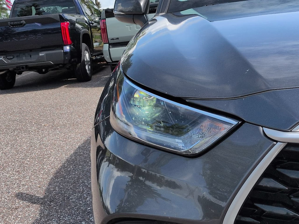 Thumbnail: 2021 Toyota Highlander - 19