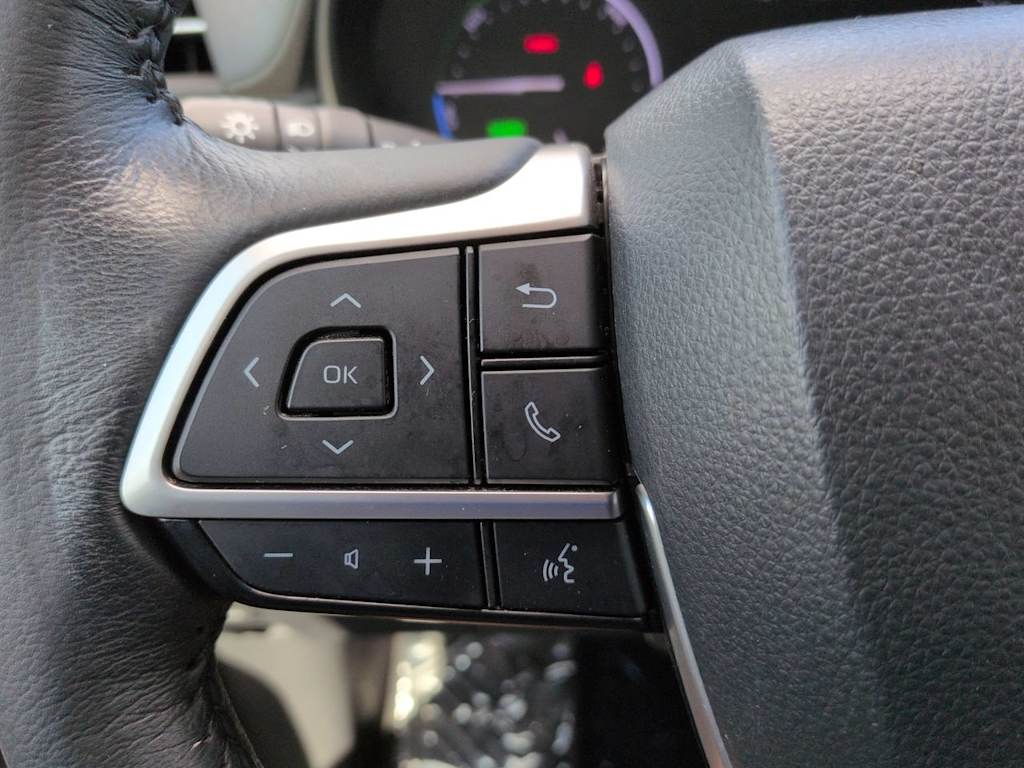 Thumbnail: 2021 Toyota Sienna - 27