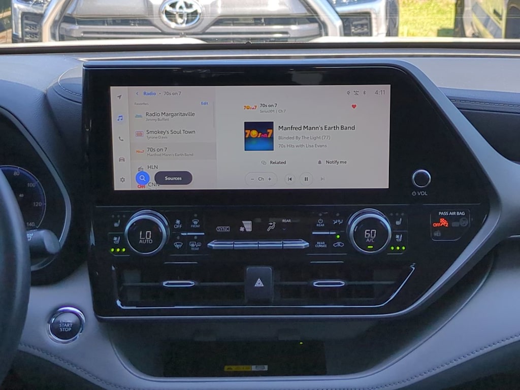 Thumbnail: 2023 Toyota Highlander - 13