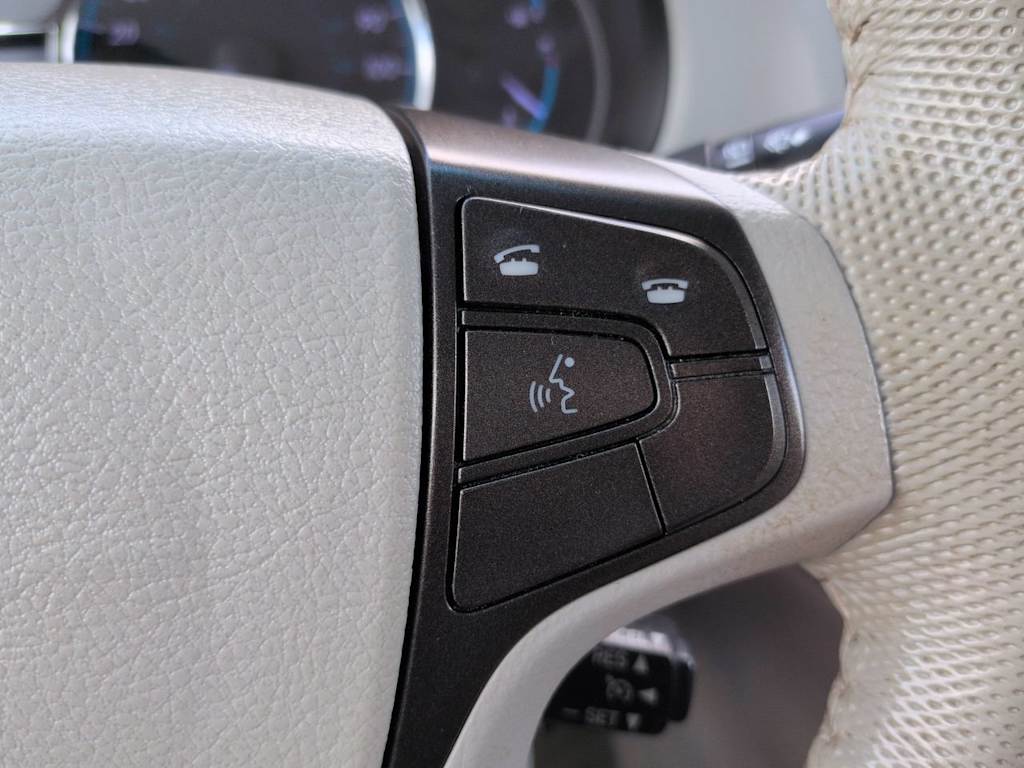 Thumbnail: 2012 Toyota Sienna - 28