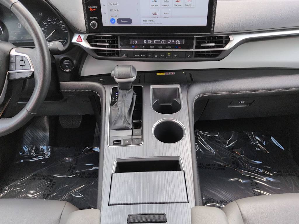 Thumbnail: 2025 Toyota Sienna - 12
