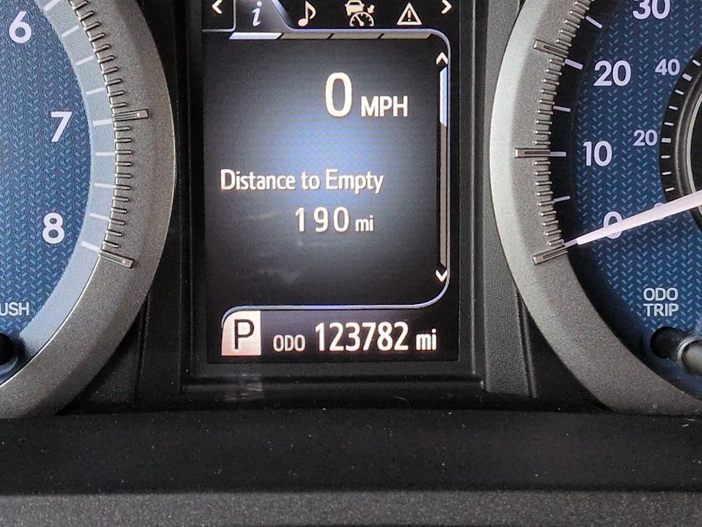Thumbnail: 2019 Toyota Sienna - 14