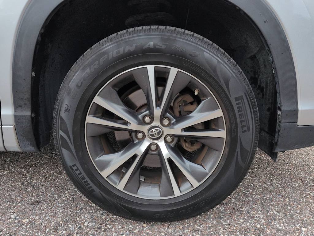 Thumbnail: 2018 Toyota Highlander - 7