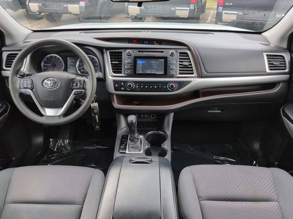 Thumbnail: 2018 Toyota Highlander - 2