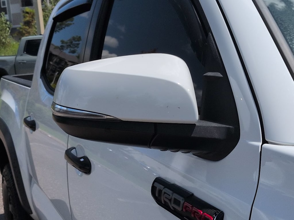 Thumbnail: 2019 Toyota Tacoma - 19