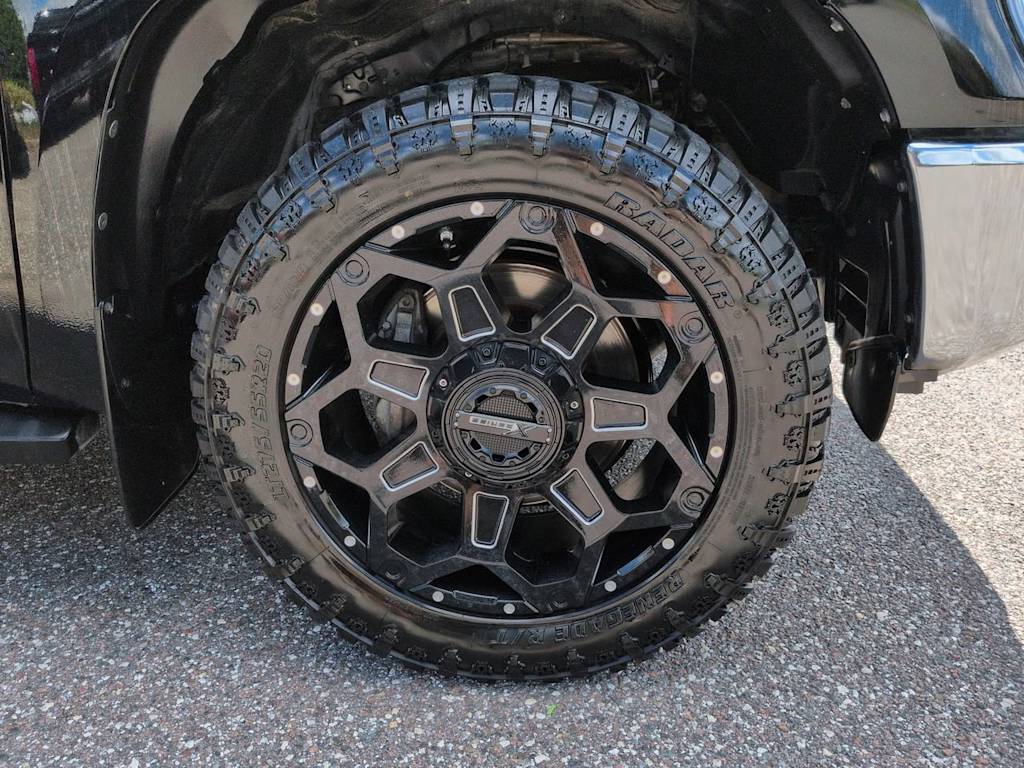 Thumbnail: 2021 Toyota Tundra - 8