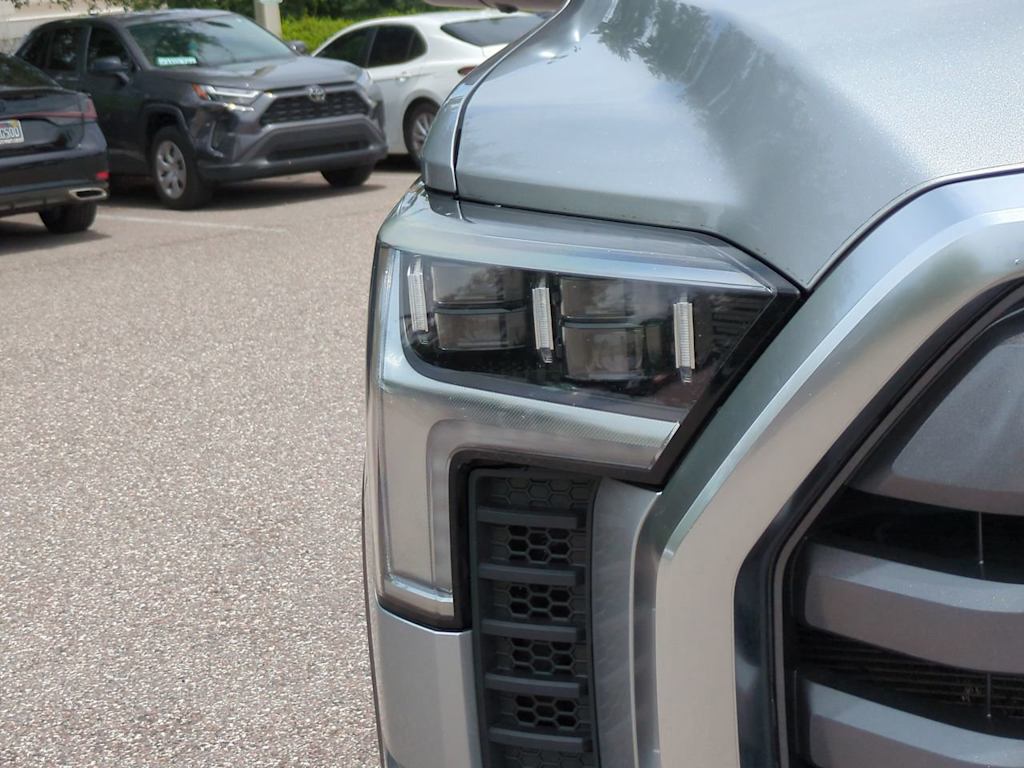 Thumbnail: 2022 Toyota Tundra - 16