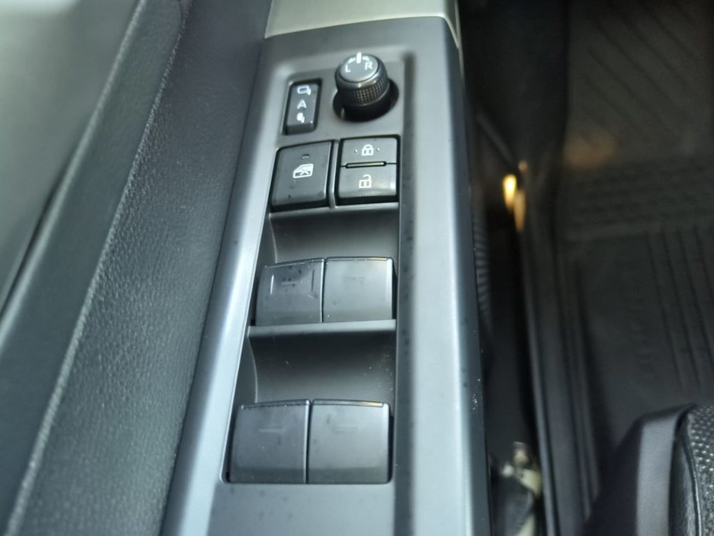 2023 Toyota Tundra Limited - Photo 25