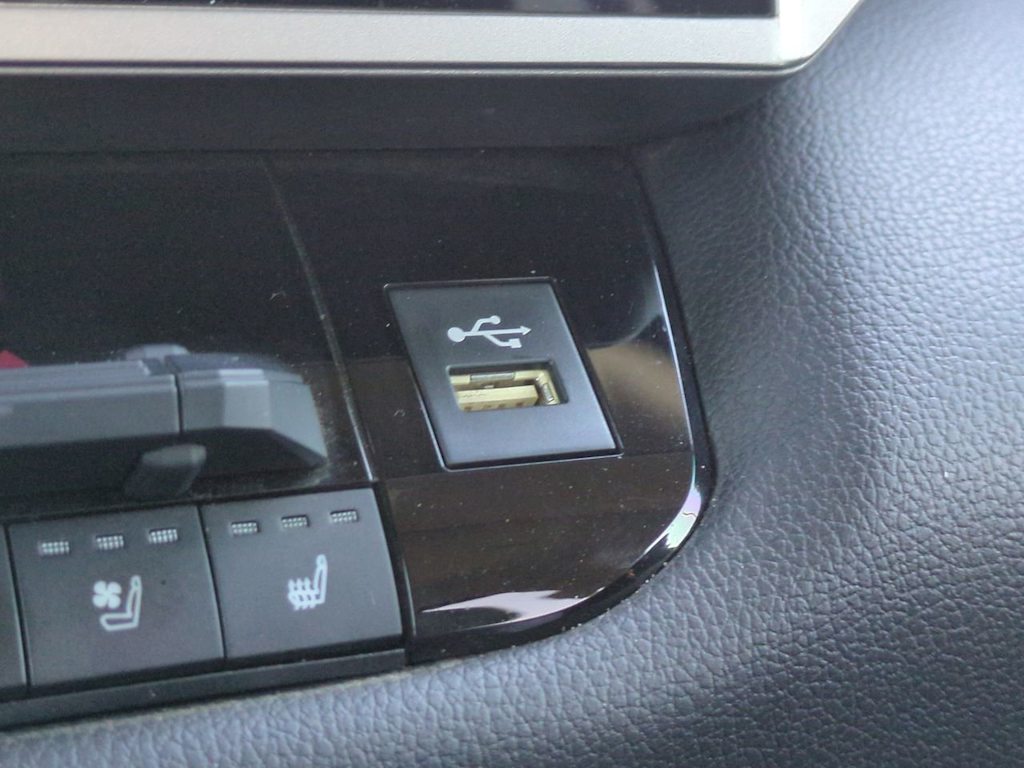 2023 Toyota Tundra Limited - Photo 23