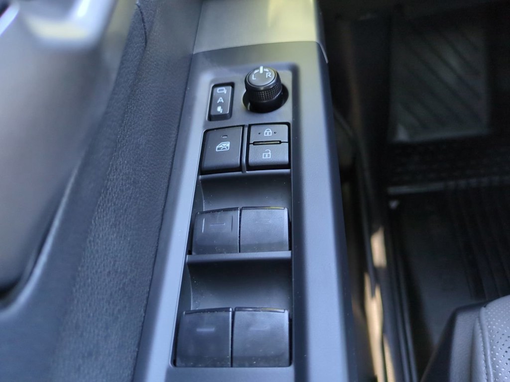 Thumbnail: 2025 Toyota Tundra - 23