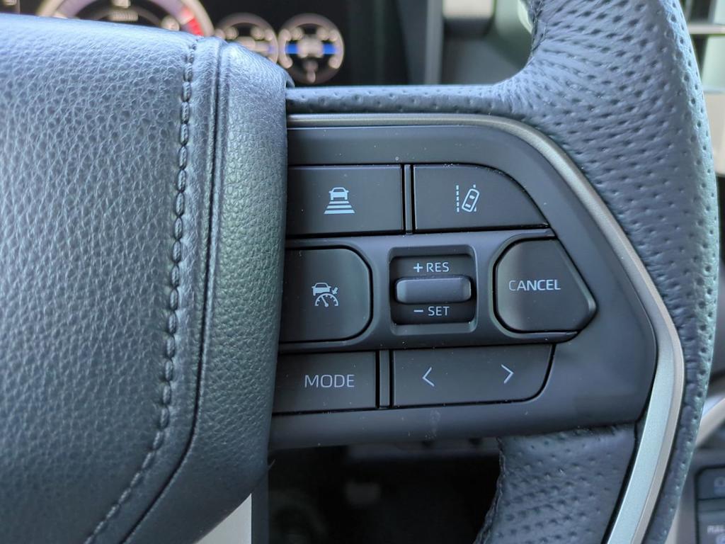 Thumbnail: 2025 Toyota Tundra - 25