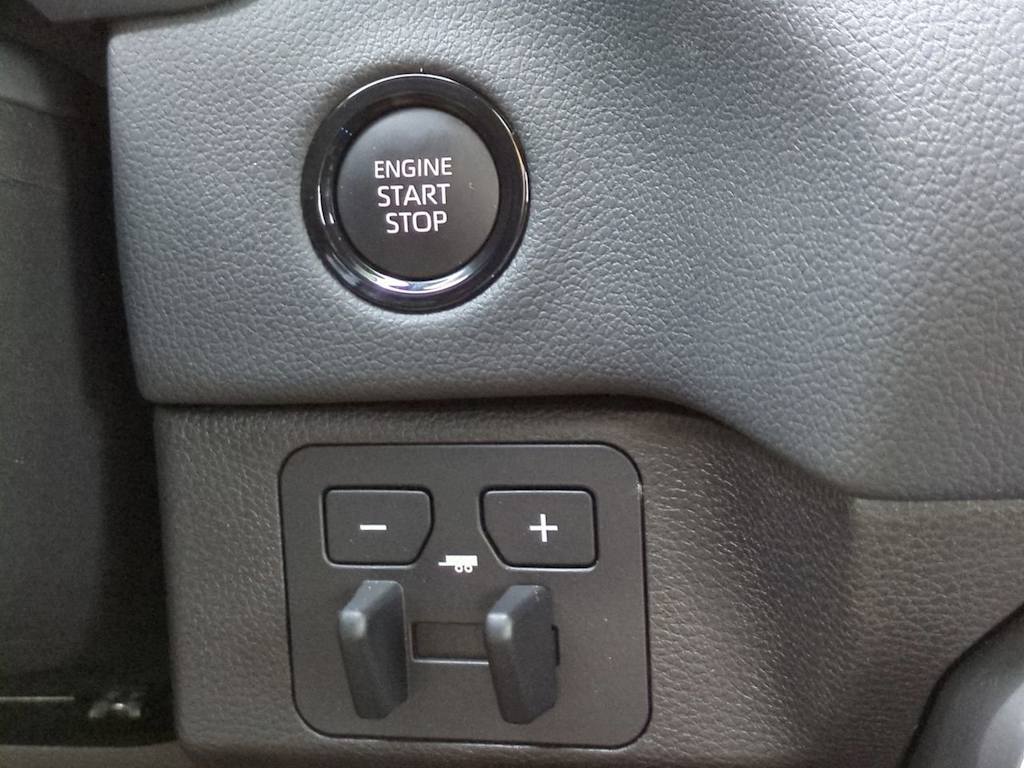 Thumbnail: 2025 Toyota Tundra - 26